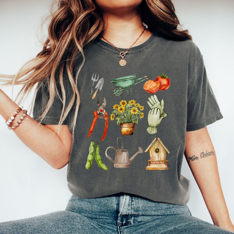 Camiseta de jardinería Comfort Colors®, camiseta para amantes de las plantas, camiseta para mamás de plantas, camiseta de jardinería, camiseta de jardinero, camiseta de frutas, camiseta para amantes de la jardinería del Día de la Madre imagen 2