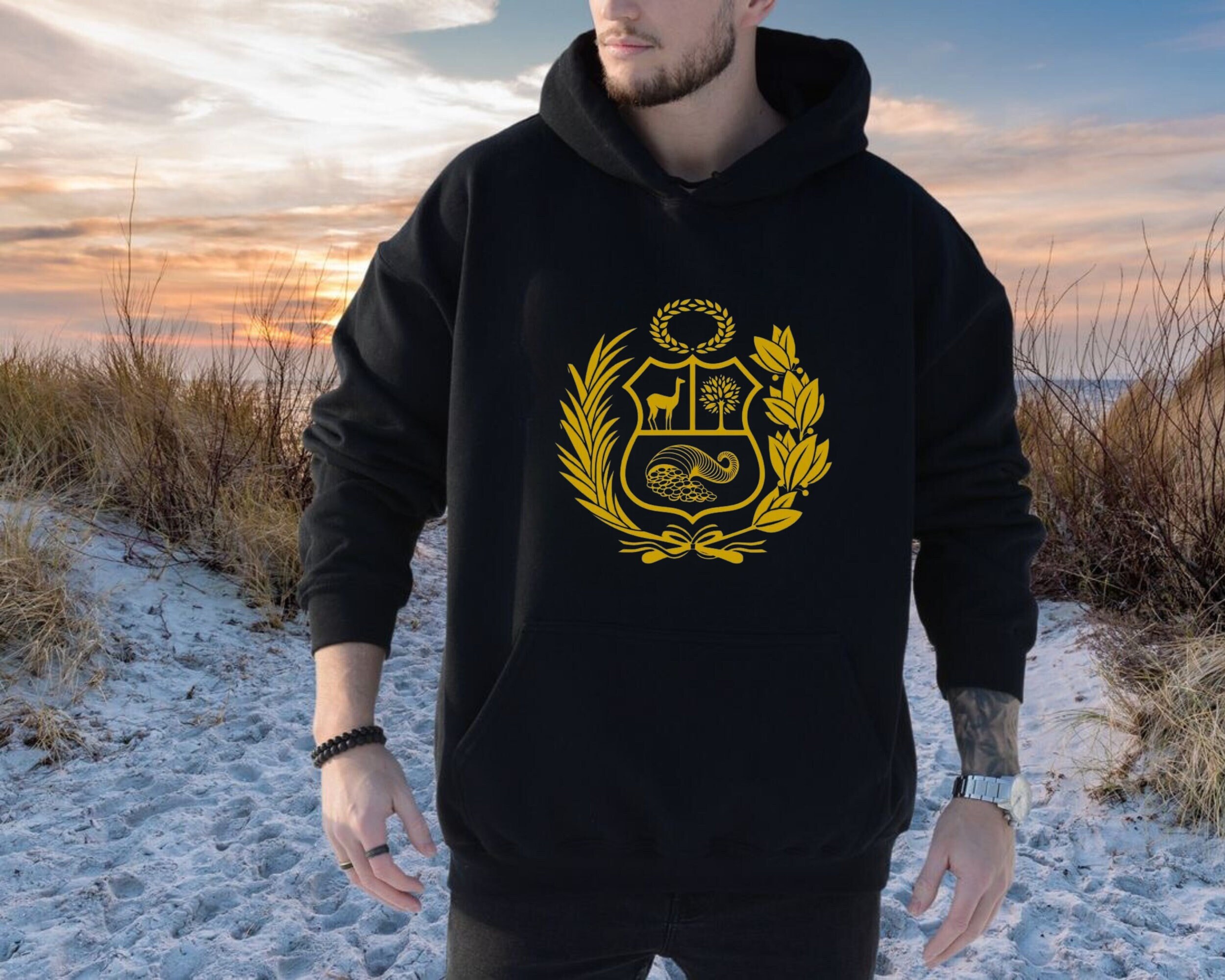 Engineering Columbia Salcantay Long Hooded Peruvian Crest