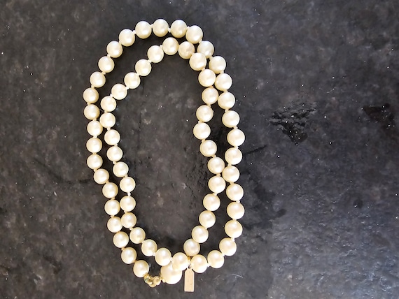 Vintage Marvella Pearl Necklace - image 1