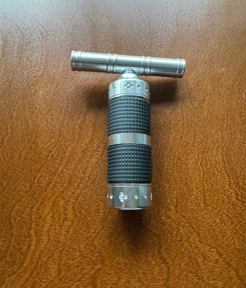 Heavy Duty Aluminum Pollen Press image 3