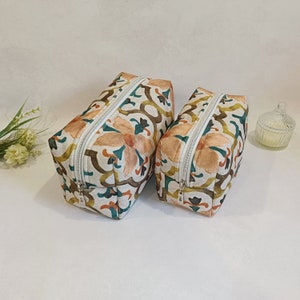 Luxury colored cosmetic bag with ornaments Quilted makeup bag gift For girls