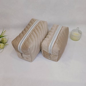 Large Beige Makeup Bag , Makeup Bag, Travel Bag, Aesthetic Cosmetic Bag, Bridesmaid gift