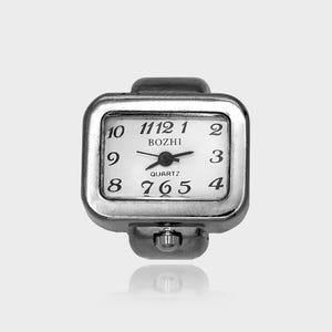 Retro Watch Ring – Vintage-Style Clock Face Ring | Stainless Steel Unisex Jewellery | Functional Retro Timepiece Ring
