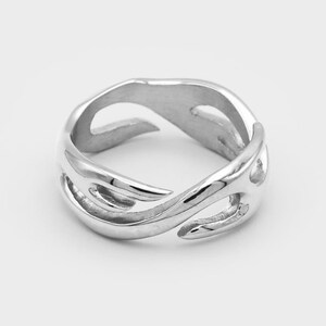 Flame Ring – Silver Fire Band | Stainless Steel Unisex Streetwear Jewellery | Bold Minimal Flame Design Ring