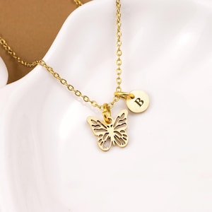 Collar con letra de mariposa, collar con letra personalizada, collar de mariposa minimalista, collar de mariposa delicado, regalo del día de la madre, día de San Valentín
