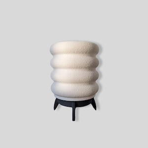 CHUBB | Unique small desktop lamp with stripe pattern. Made from bio gradable and recycled plastic! Gift Idea.