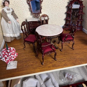 Set 4 Sedie Bespaq In Noce Per Casa Delle Bambole - Miniatura Scala 1:12