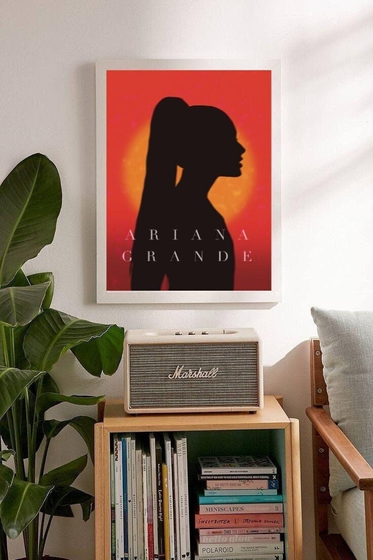 Poster Ariana Grande Chanteuse Actrice Stars Wall Art