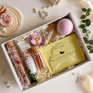 Self care gift box Breakup care package, Spa gift box Perfect Sister in law gift, Relaxation gift box Self care kit, Gift set for women