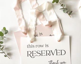 Letrero personalizado de fila reservada, cinta de satén, asientos para bodas (juego de 2)