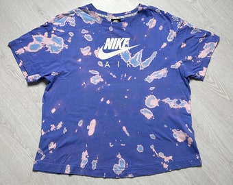 Nike Air (XL) Men‘s 2000 vintage batik tshirt purple - retro 80s 90s 00s Y2K