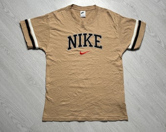 Nike (S) Men‘s vintage 00‘s tshirt beige/brown sport tee - retro 80s 90s 00s Y2K