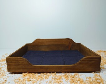 Cama para mascotas de pino natural