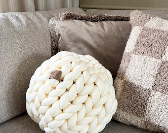 Chunky pillow round - créme