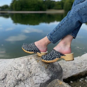 Orthopedic clogs mules clearance