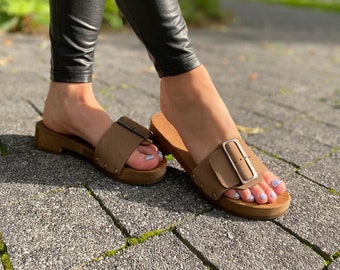 Flip Flops Clogs
