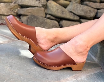 Swedish Brown Natural Leather Clogs for Women, Wooden Sole Slingback Mules, Slide Sandals