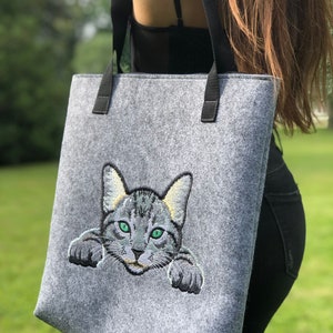 Bestickte Filztasche mit Katzen- und Wolfsmuster, süßer Schulter-Shopper für Damen