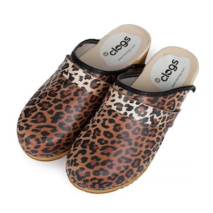 Orthopedic Wooden Clogs for Women Leopard Sandals, Low Heel Clogs & Nurse Shoes for Work, Sizes 35-47