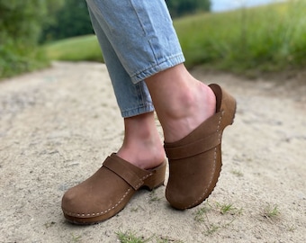 Nubuk Leather Platform Clogs, Slingback Mules, 70s Style