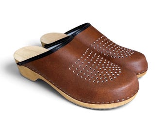 Handcrafted Swedish Leather Clogs: Wooden Sole, Anti-Slip Men's Footwear