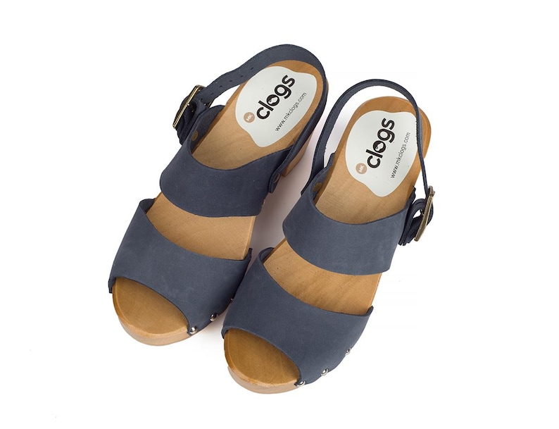 Sandalias de verano de madera con tiras y tacón para mujer, con puntera abierta, tipo zueco, con plataforma. imagen 11