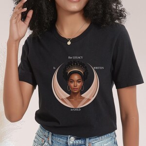 Camiseta &quot;Black Queen Legacy&quot;, camiseta con gráfico afrocéntrico, camiseta con frase de empoderamiento, ropa para mujer fuerte, moda cultural, regalo para ella