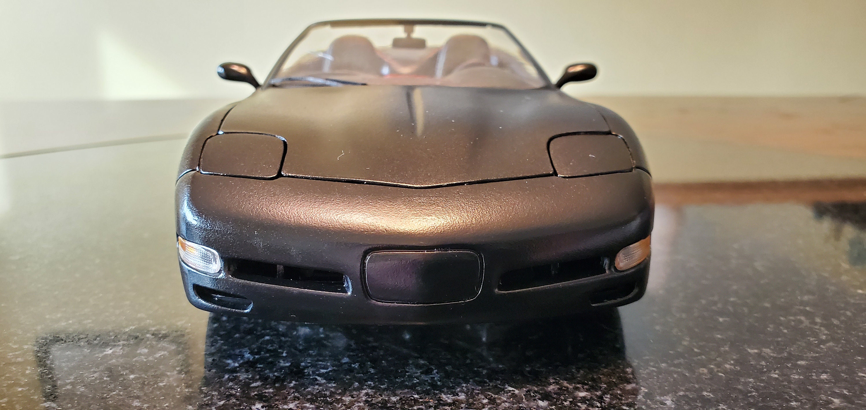 コルベット C5 コンバーチブル　ミニカー　マイスト社製　1/18 1998 Maisto 1998 Chevy Corvette C5 Convertible 1:18 Scale Diecast