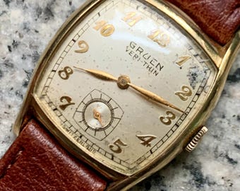 Vintage Gruen Veri-Thin Curvex Tank Watch - 1950 Mechanical Winder in Good Vintage Condition. Sub-Seconds. New Calf Old-School Leather Band.