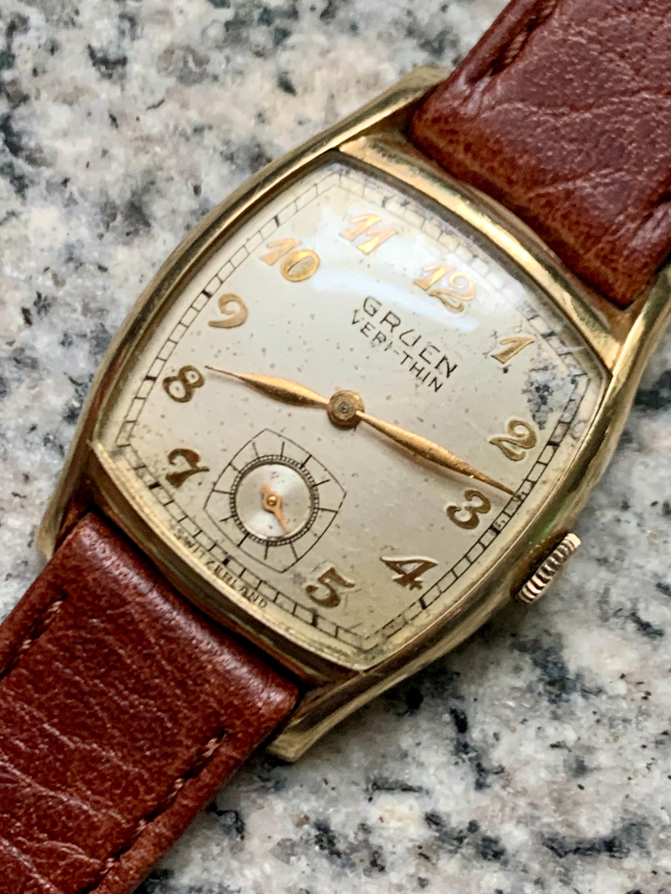 ヴィンテージのGruen Veri-Thin Curvex Tankウォッチ - 1950年製、良好 