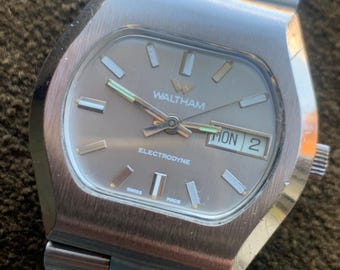1970s Cool Waltham Electrodyne. TV Style Bezel  and Dial. Silver Tone, Day & Date. Original Bracelet! Heavy, Bold Design. Immaculate.