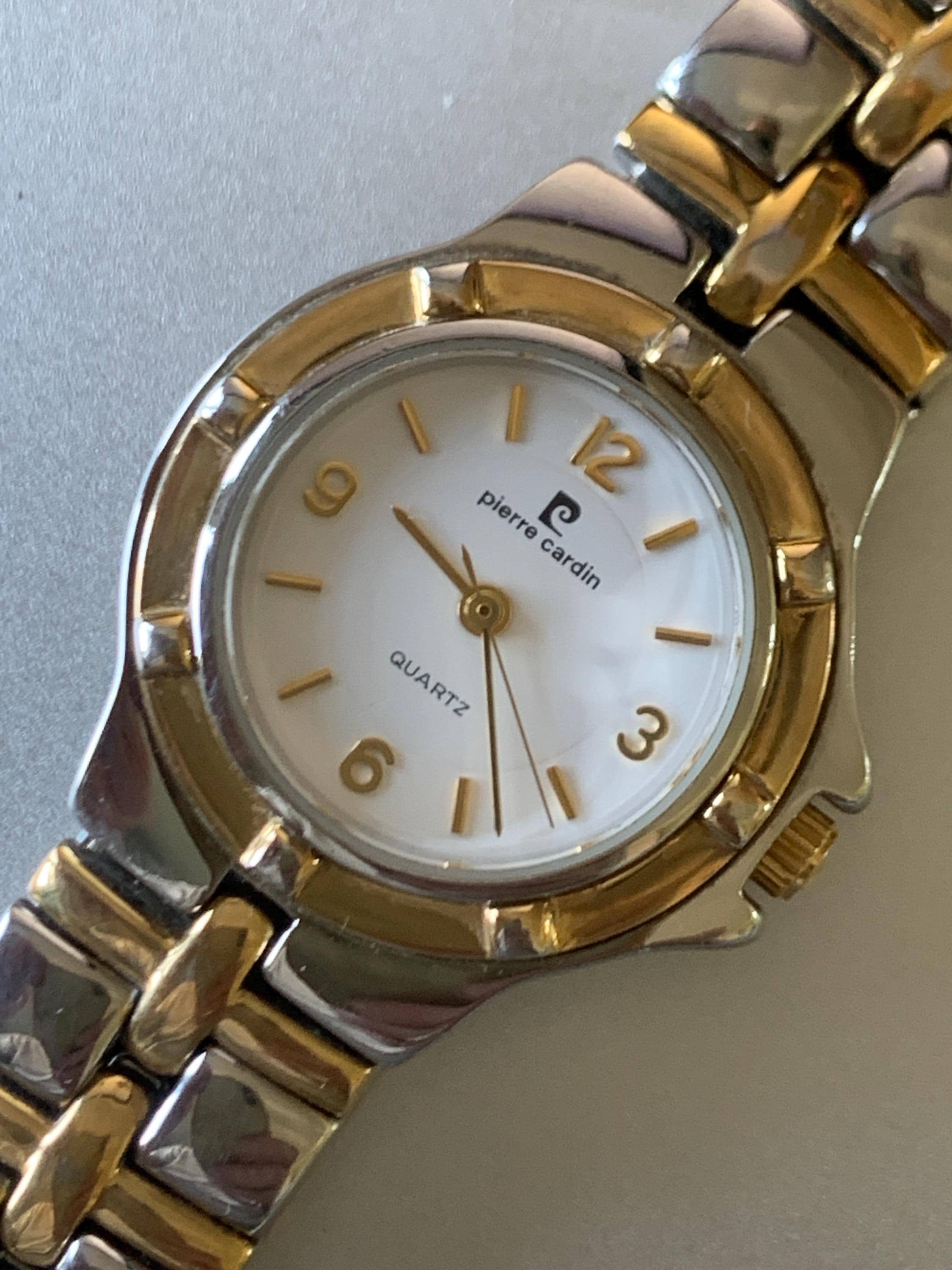Elegant Pierre Cardin Quartz Women's Watch - Two-tone Gold