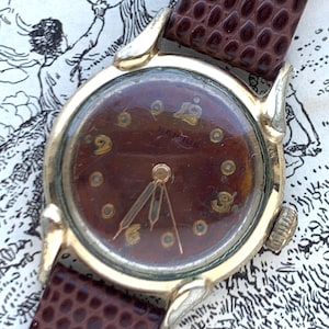 Luger Vintage Swiss Movement Watch Luger Quartz Date Wrist Watch Swiss Movement Watch/Bracelet  main image 3