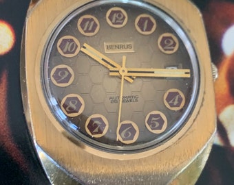 UNIQUE 25 Jewel Automatic Benrus Watch - Mid-70s Honeycomb Style with Date. Excellent Vintage Condition, Works Perfectly. NOS Band. Beehive!