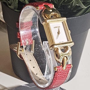 Yahoo!オークション -「gucci(グッチ) 腕時計 1800l レディース