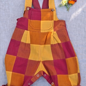 Rot & Orange Patchwork Latzhose für Babys
