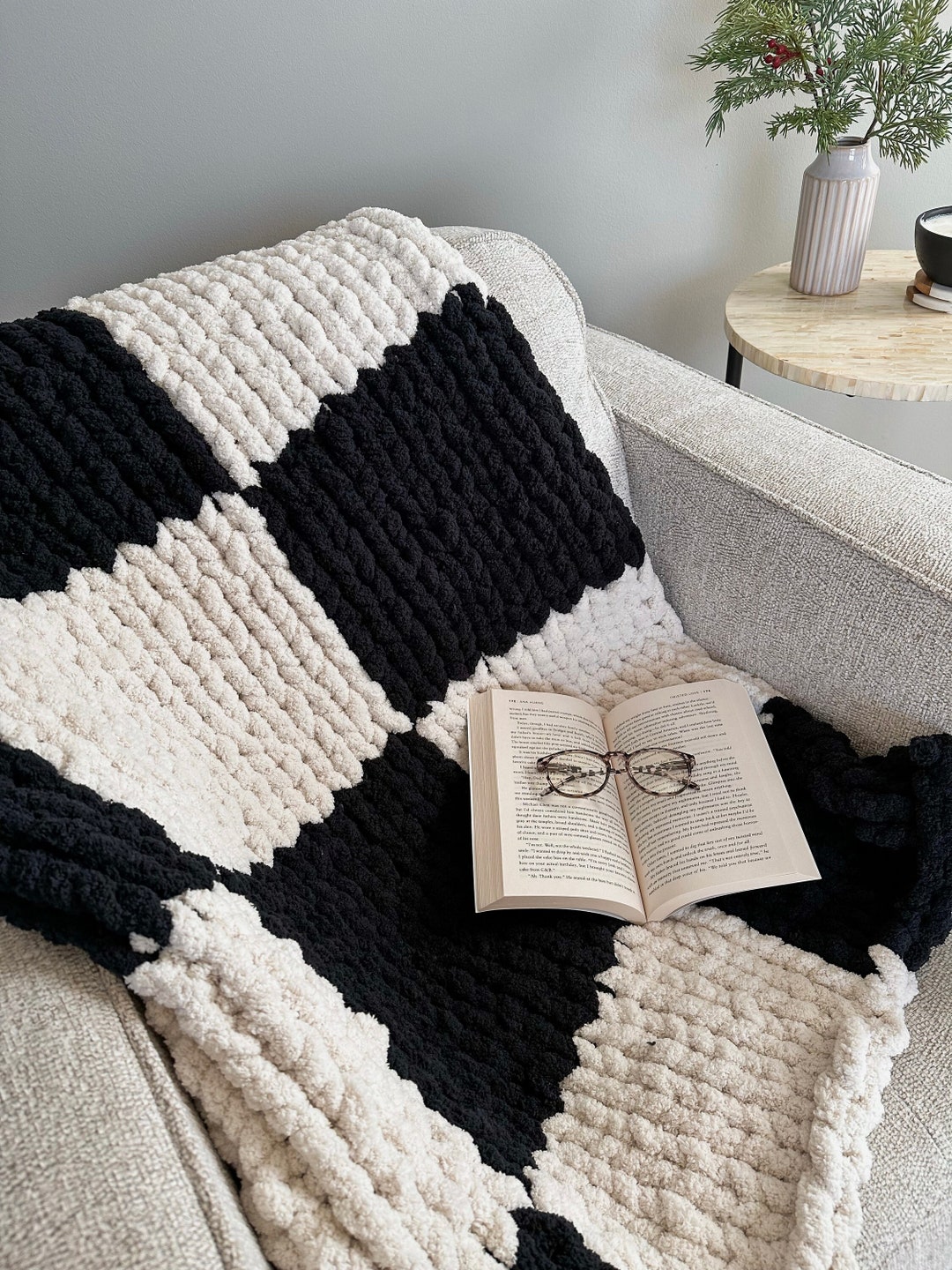 Checkered Chunky Knit Blanket Customized I Checkered Blanket L Cozy