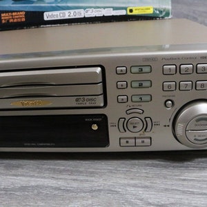 JVC xl-MV505GD 3 disc karaoke Vcd cd player changer player cd Near perfect image 4