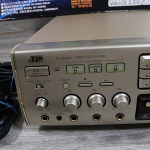 JVC xl-MV505GD 3 disc karaoke Vcd cd player changer player cd Near perfect image 3