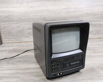 Vintage Panasonic PV-M749 TV Side Loading VCR Combo