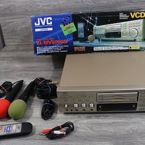 JVC xl-MV505GD 3 disc karaoke Vcd cd player changer player cd Near perfect image 1