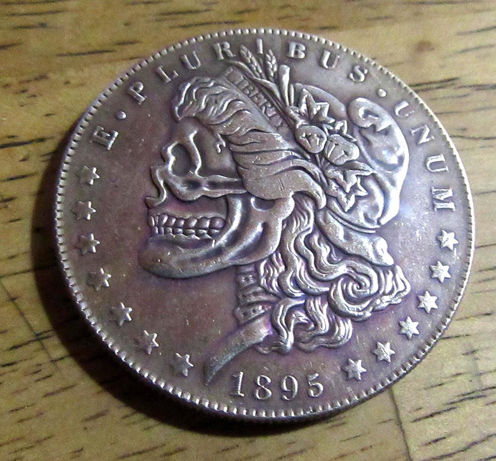 1895 Zombie Skull Morgan Dollar Hobo Nickel Coin – Collectible Art