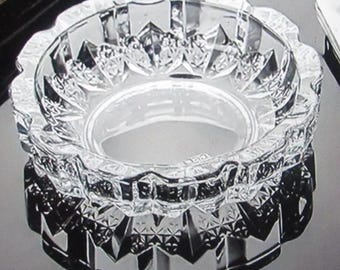 Vintage Crystal Glass Ashtray: Classic Abundance Design, 4.8" Diameter