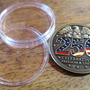50 Stück 250-Jahre-Jubiläums-Gedenk-Challenge-Münzen - USA 1776-2026, 50 mm 3D Rahes Bild 9