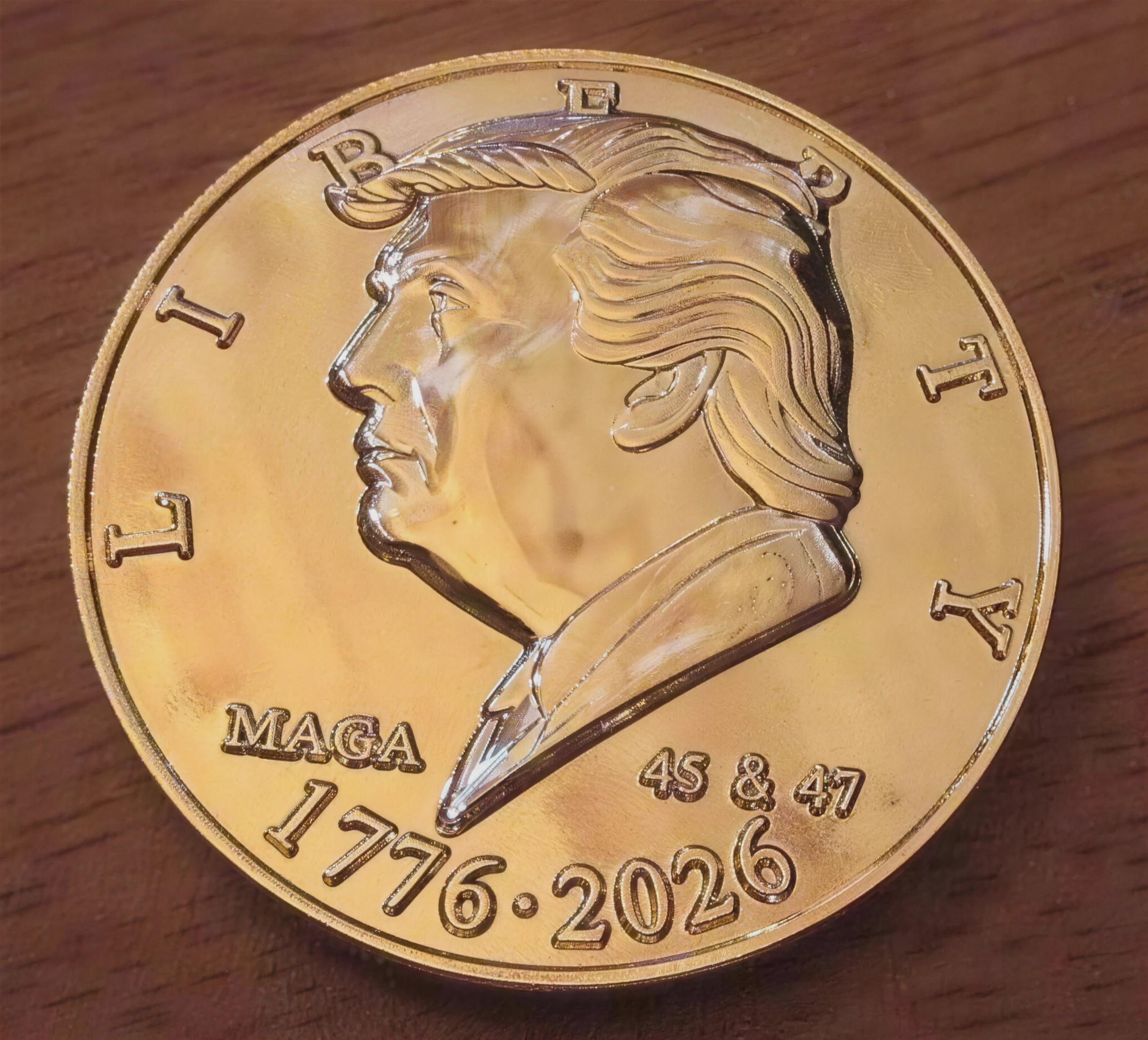 Trump gold coin - Etsy 日本
