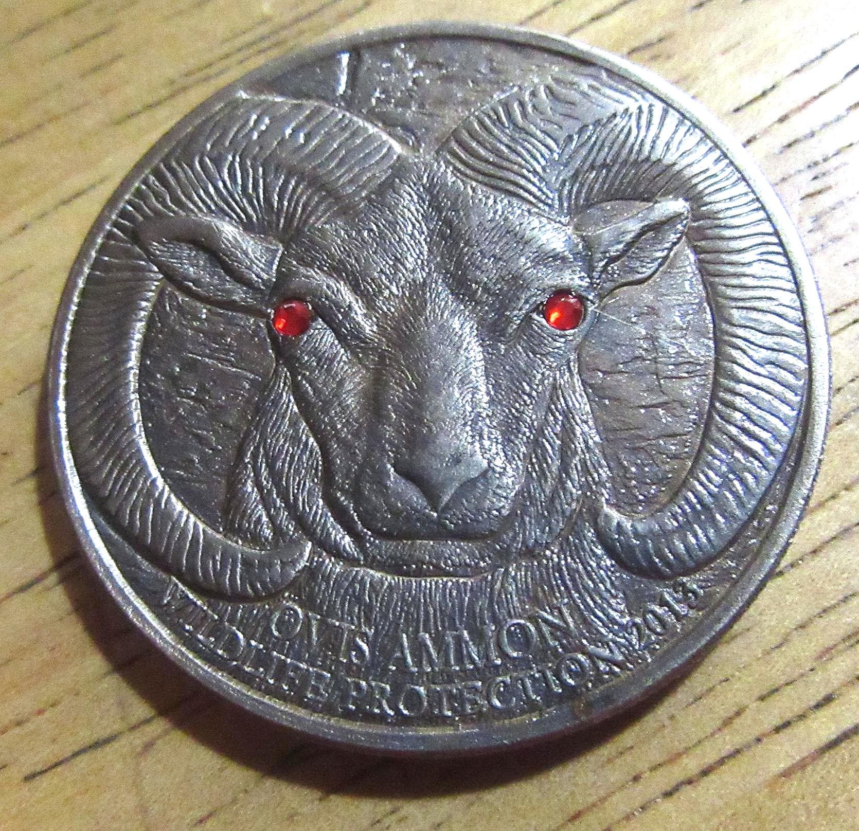 野生生物保護ラムホーボーニッケルコイン：銀メッキの宝石石アート - Etsy 日本