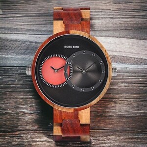 Elegant wooden quartz wristwatch with dual time zone feature, designed for men. Includes options for personalization, making it an ideal custom gift. Packaged in a sophisticated wooden box.