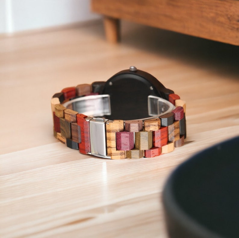 Stylish unisex quartz wristwatch featuring a colorful wood pattern dial and a matching natural wooden bangle band. Ideal for couples. Eco-friendly and fashionable.