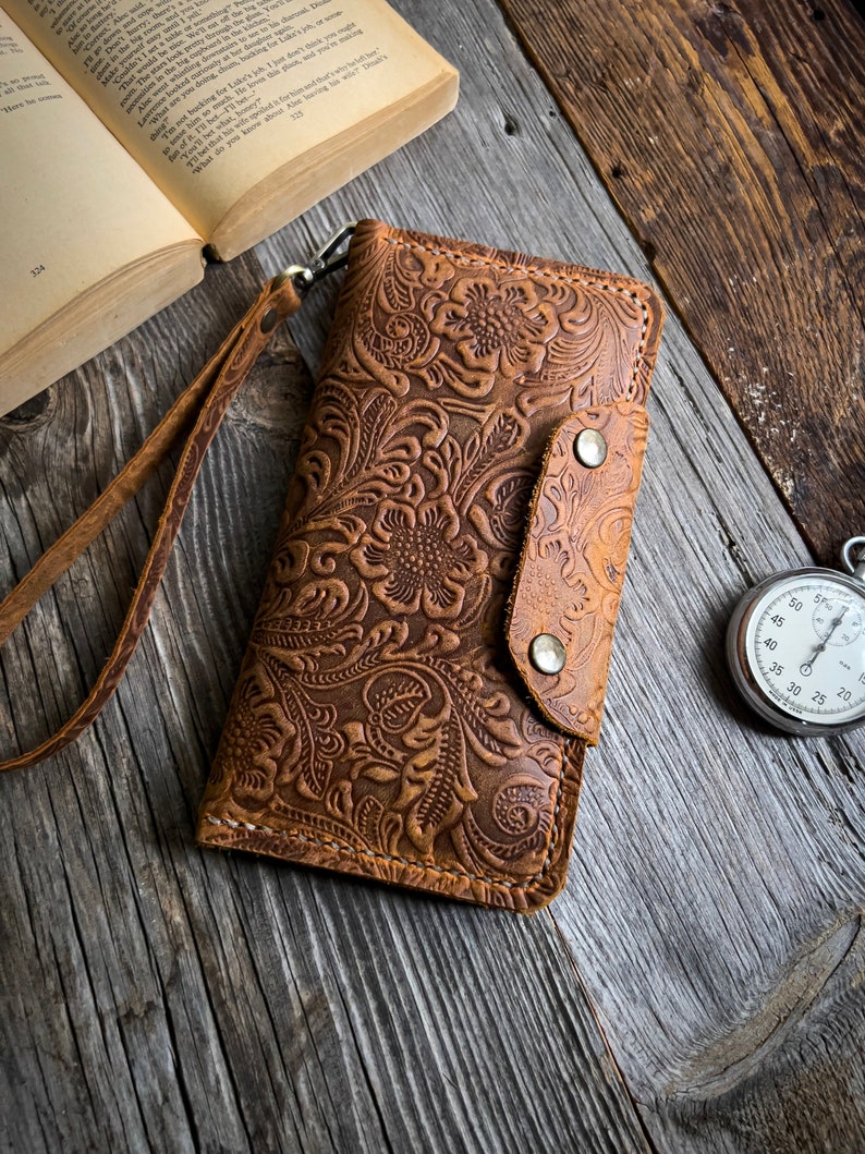 Leather Wristlet Wallet I Wallet with Phone Holder I Women Travel Wallet I Wallet Purse I Clutch Wallet I Credit Card Holder image 1