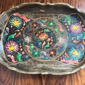 Vintage Mexican Distressed Hand Painted Folk Art Wooden Decorative Batea Tray with Handles